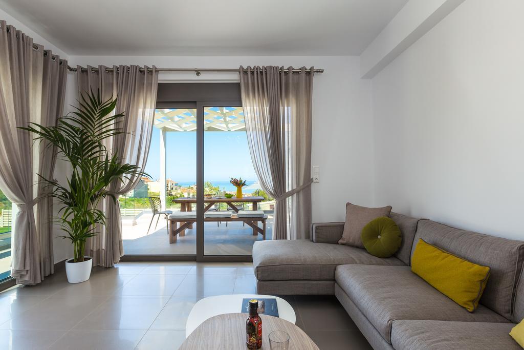 Eolia Iconic Villa, Walking Distance To The Beach, By Thinkvilla Panormos  Exterior photo