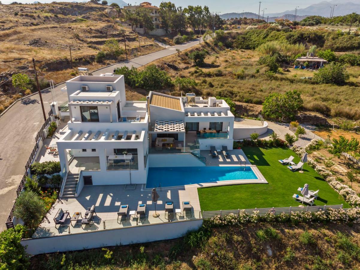 Eolia Iconic Villa, Walking Distance To The Beach, By Thinkvilla Panormos  Exterior photo